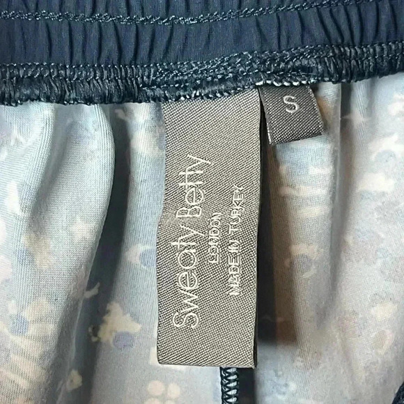 Sweaty Betty London Women's S Mellow Printed 7/8 Trousers Beetle Blue Stay Wild - Picture 3 of 11